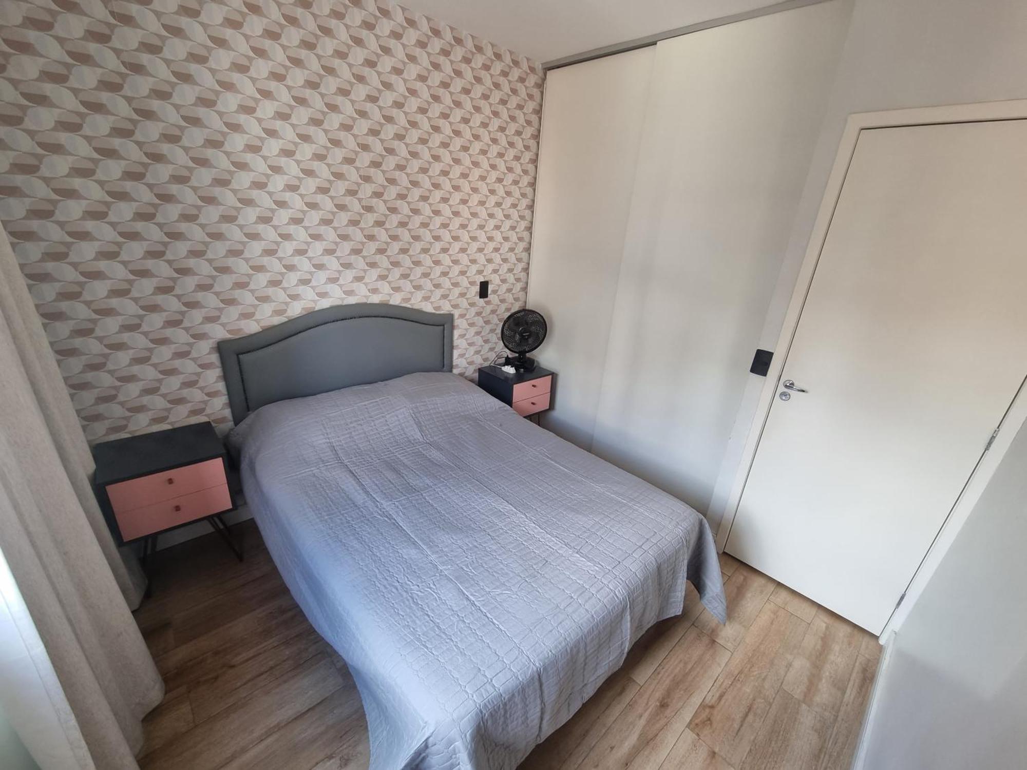 Living - Apto Completo Com Um Apartamento