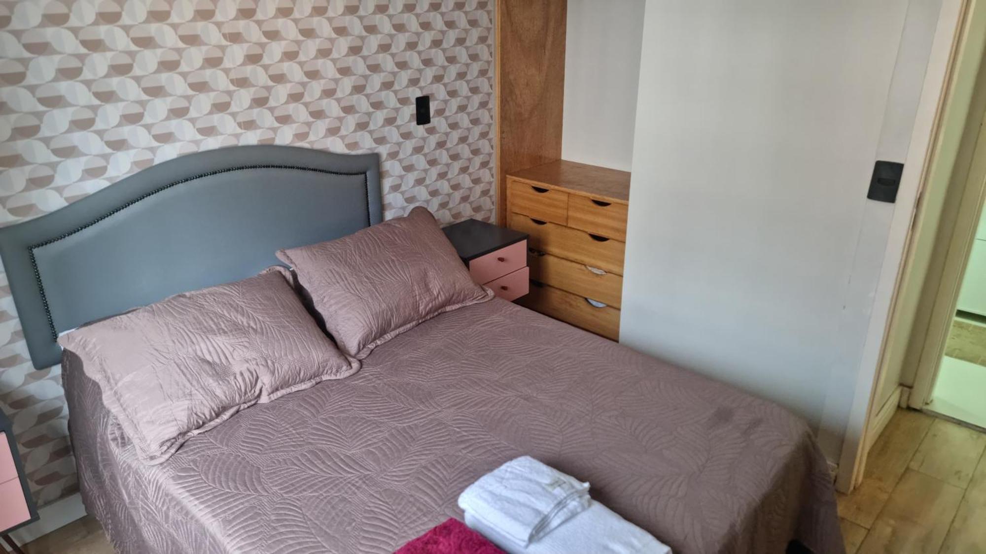 Living - Apto Completo Com Um Apartamento